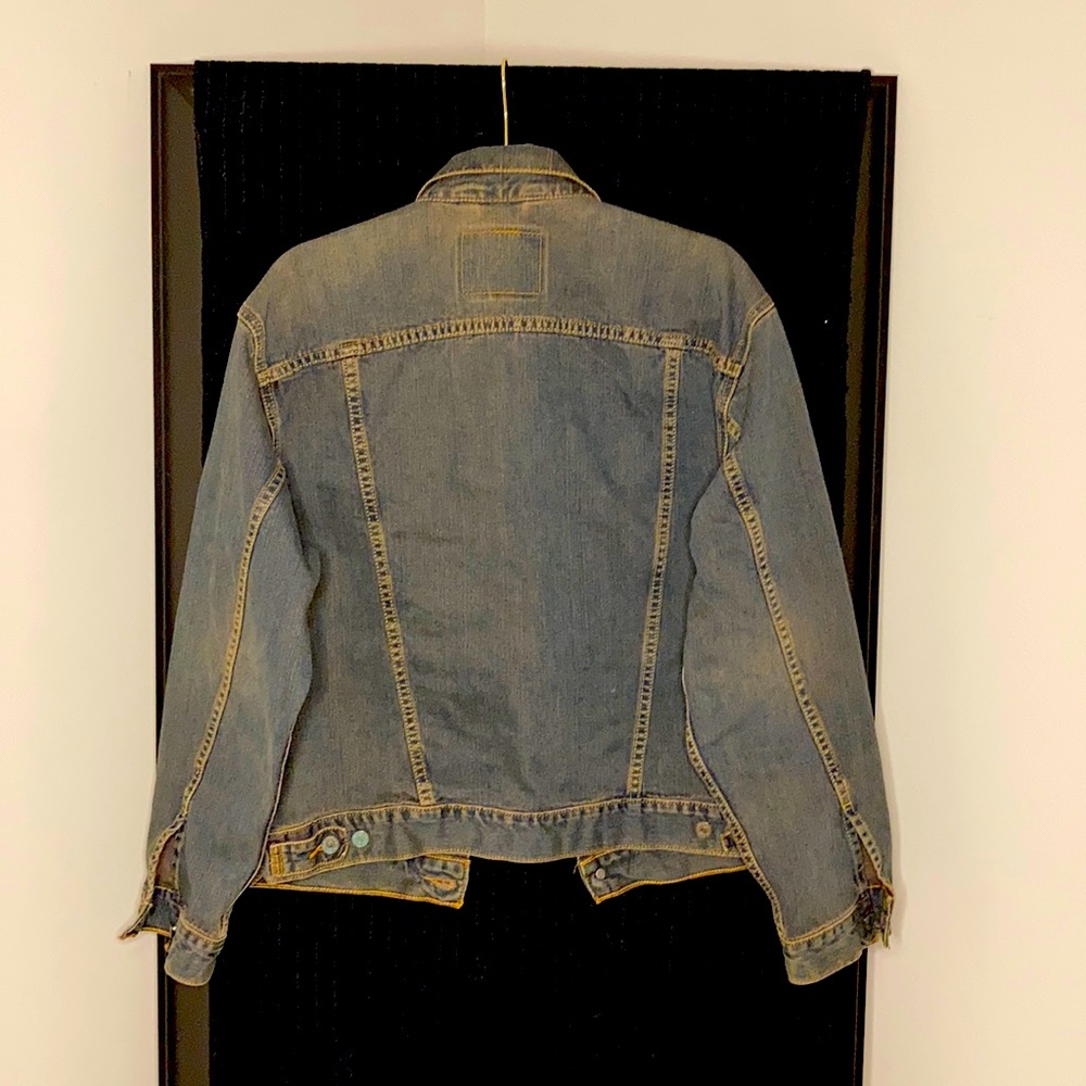 Levi’s Jacket (Standard Trucker) Over Sized Look - image 2